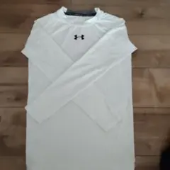 UNDER ARMOUR アンダーシャツ 長袖 白のサムネイル