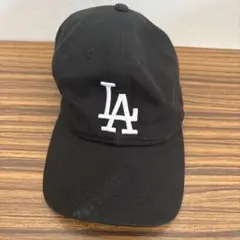 New Era LAロゴ 黒キャップ