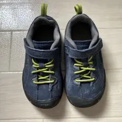 Item thumbnail for item 2395270d-ced1-4831-a533-78b4158c0bd2