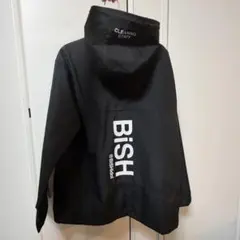 GU BiSH マウンテンパーカー ブラックのサムネイル