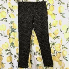 新品　レギンスパンツ 花柄　総柄　レギパン　L ストレッチ　ウエストゴム