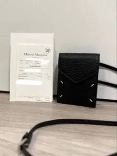 TOGA PULLA ARCHIVES 二つ折り財布 black TOGA PULLA ARCHIVES 二つ折り財布 black - メルカリ