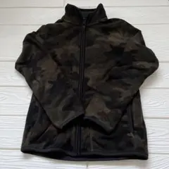 ニクグロ 迷彩 フリースジャケット　140センチ