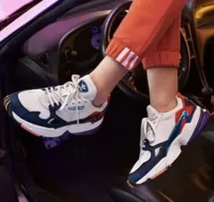 ADIDAS UNISEX ORIGINALS☆FALCONファルコン