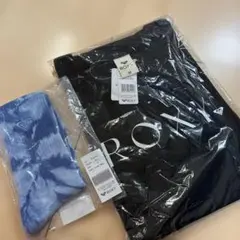 ROXY Tシャツ　ソックス　２点セット　新品未開封のサムネイル