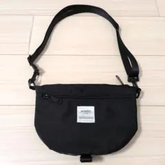 anello ブラック ショルダーバッグ