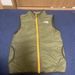 THE NORTH FACE リバーシブルベスト　値下げ受け付けてます！のサムネイル