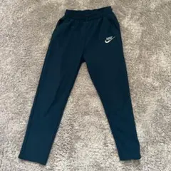 ブルーグリーンパンツ