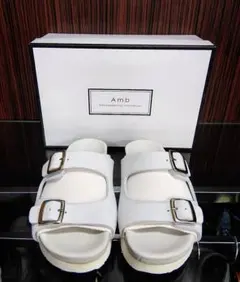 Amb（エーエムビー）サンダル　新品23㎝のサムネイル