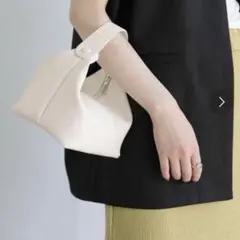 ゆ*う様 ホワイトハンドバッグ