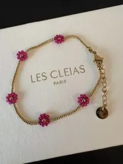 LES CLEIAS 花モチーフブレスレット　BTS着用