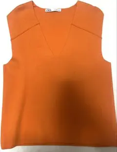 ZARA ニットベストのサムネイル