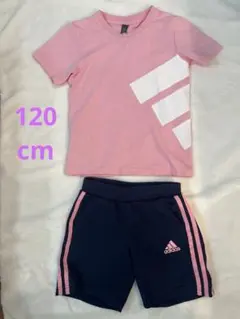 adidas ピンク Tシャツとネイビーショートパンツセット　120cm