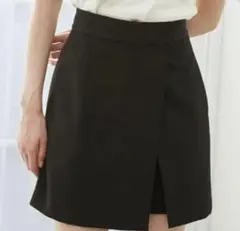 SNIDEL スナイデル　ラップディティールシンプルスカショーパン　Sサイズ