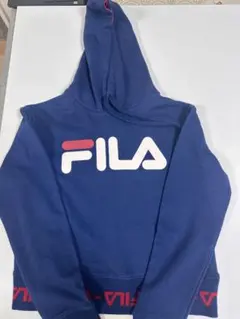 FILA パーカー 140cm ネイビー×レッド 美品のサムネイル