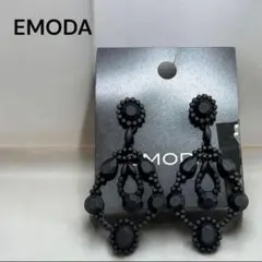【新品・タグ付き】EMODAエモダ　コーティングピアス　つや消しブラックのサムネイル