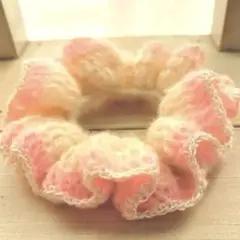 ハンドメイド フリルデザインシュシュ ピンククリーム 新品未使用