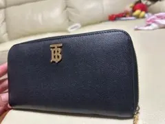 Burberry TBロゴ ラウンドファスナー長財布 ブラックのサムネイル