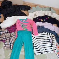キッズ服セット（カジュアル、色多様）110cmから120cm１３点