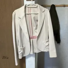 美品！ルゥデルゥREW de REWのクリーム色 テーラードジャケット