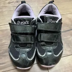 asics 黒/ピンク スクスク