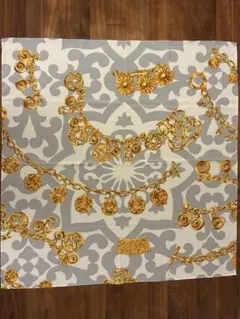 ゴールド装飾 グレー スカーフ