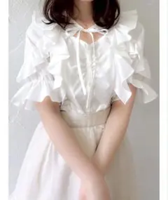 dazzlin ブラウスのサムネイル