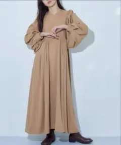 新品＊【miho.a.nicoコラボ】パフスリーブワンピース　ベージュ