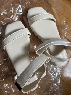 ViS Juze 厚底サンダル アイボリー Sサイズのサムネイル