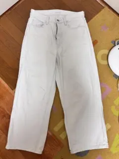 ホワイトデニムワイドパンツ