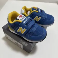 new balance ニューバランス　12.5cm ブルー　IZ996EA3
