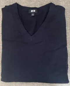 ユニクロ　エクストラファインメリノVネックセーター　ネイビー メンズSサイズ