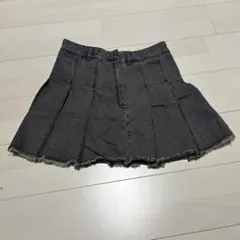 GU デニムプリーツミニスカート　ブラック