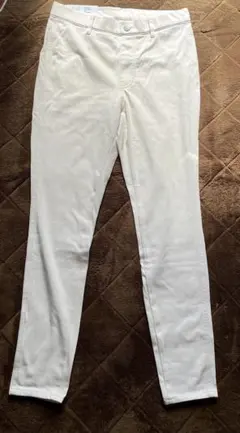 【新品未使用】ユニクロ ウルトラストレッチレギンスパンツ オフホワイト L