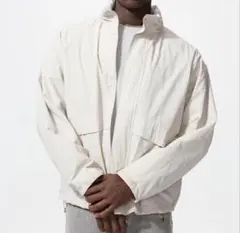 【美品】ユニクロ　ウィンドプルーフスタンド