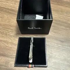 Paul Smith ストライプ ネクタイピン 専用ボックス付き Paul Smith ストライプ ネクタイピン 専用ボックス付き - メルカリ