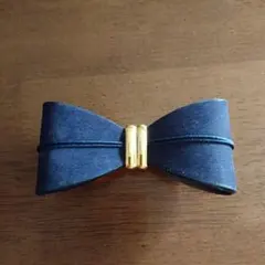 バレッタ 紺色 リボン型