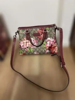 GUCCI GGスプリーム ブルームス チェーンショルダーバッグ - メルカリ