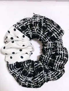 ブラックラメツイードットミックスシュシュ