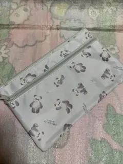 パンダ柄　ダブルファスナーポーチ　アニマル　ぱんだ　ポーチ