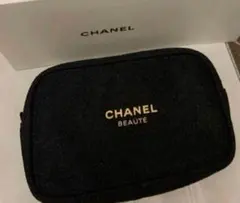 CHANEL 2020年クリスマスホリデー限定ポーチ ノベルティのサムネイル
