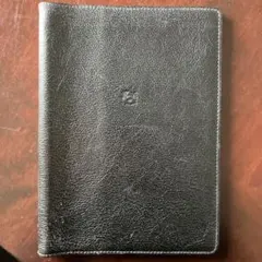 イルビゾンテ ブックカバー 黒　A5