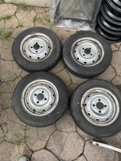 12インチ スチールホイール タイヤ 4本セット 135/80R12 引取り限定のサムネイル