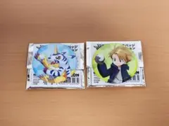 デジモン アニメイト 石田ヤマト＆ガブモン 缶バッジ - メルカリ