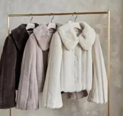 Herlipto Winter Love Faux Fur Coat ecru