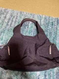 kipling ネイビーショルダーバッグ