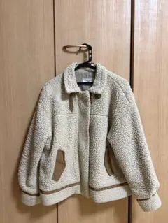 レディース　アウター　ボアジャケット　白