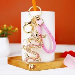 【開運】龍 キーホルダー 竜 ドラゴン 運気上昇 風水 金運 ゴールド ピンク