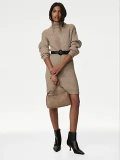 タートルネックニット