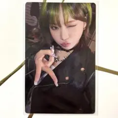 LESSERAFIM DIFFERENT チェウォン　トレカ